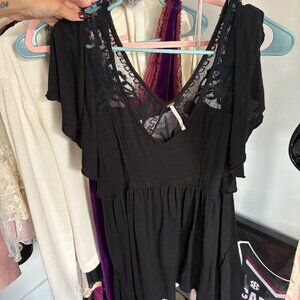 Black Free people top